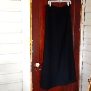 Mondi sz 44 waistmeasures 30 inches NWT wool maxi skirt